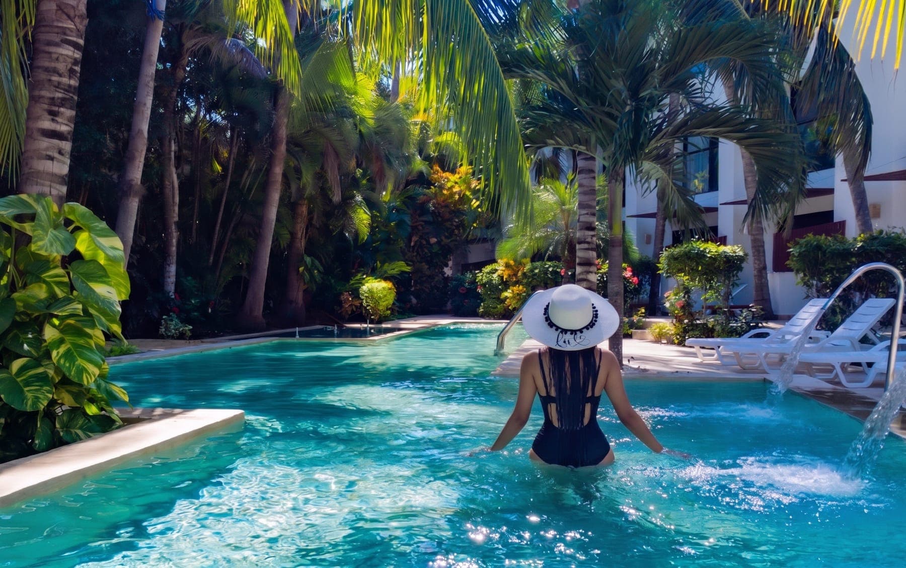 Piscina do The Sens Riviera (4)