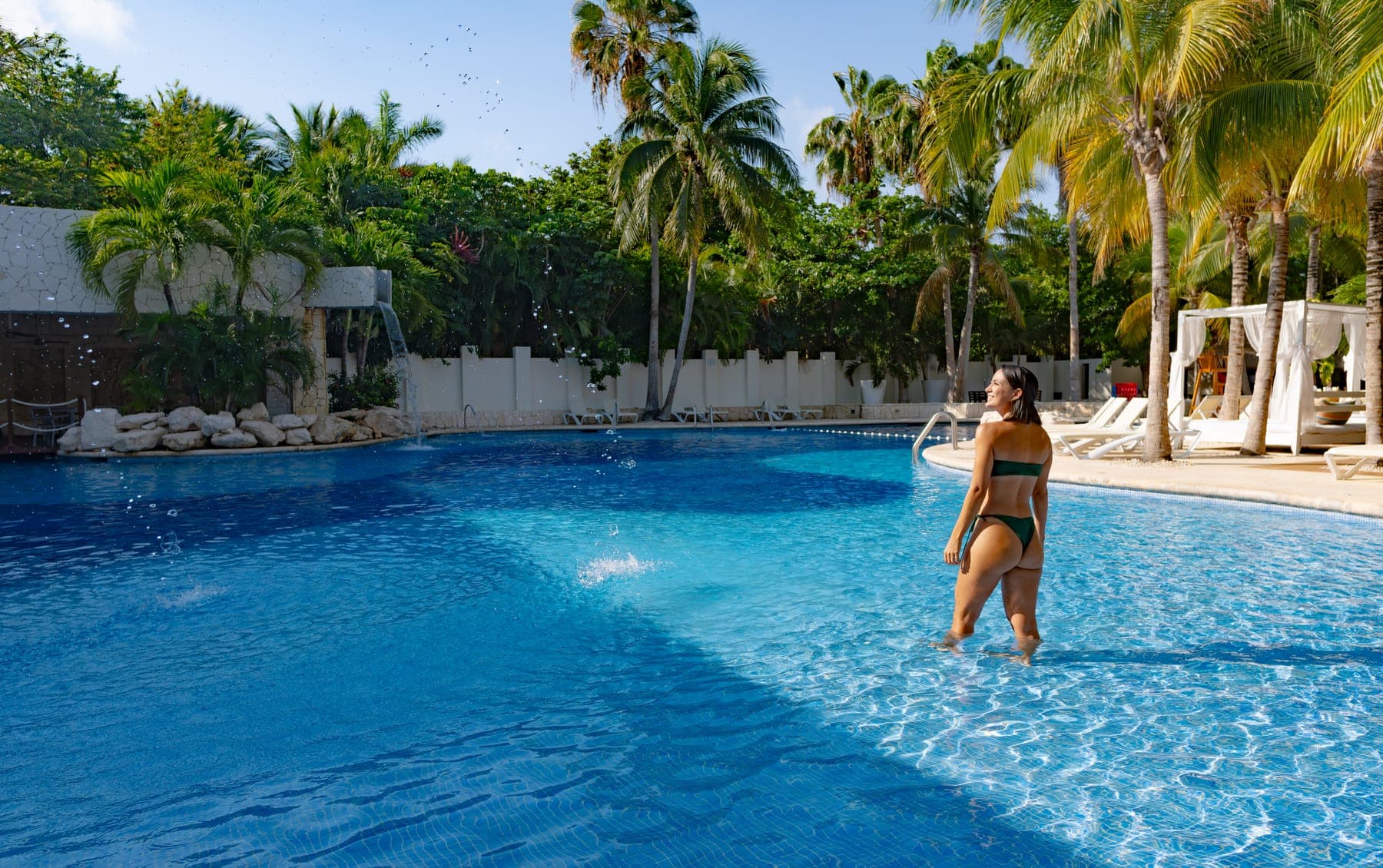 Piscina do The Sens Riviera (7)