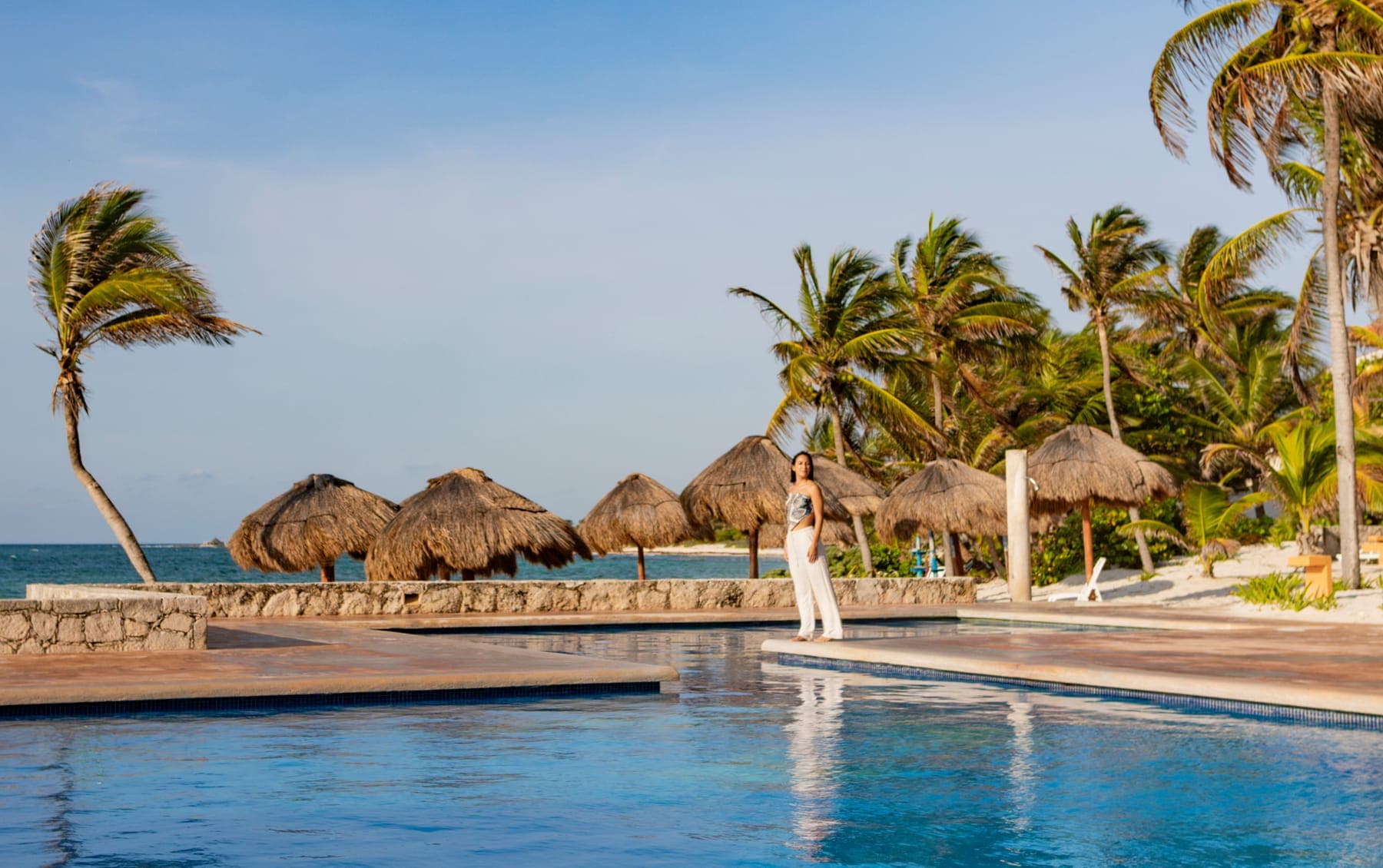 Piscina do The Sens Riviera (9)